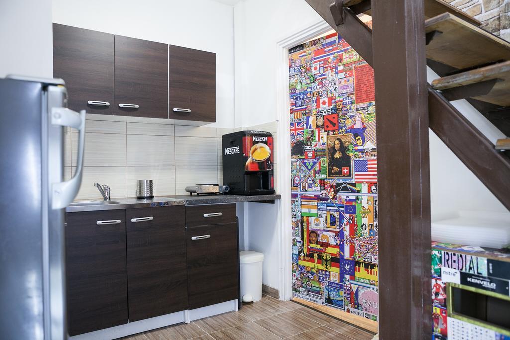 Junior Tower Apartment Будапеща Екстериор снимка