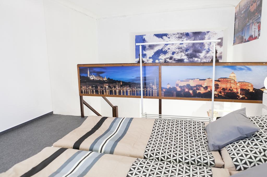 Junior Tower Apartment Будапеща Екстериор снимка