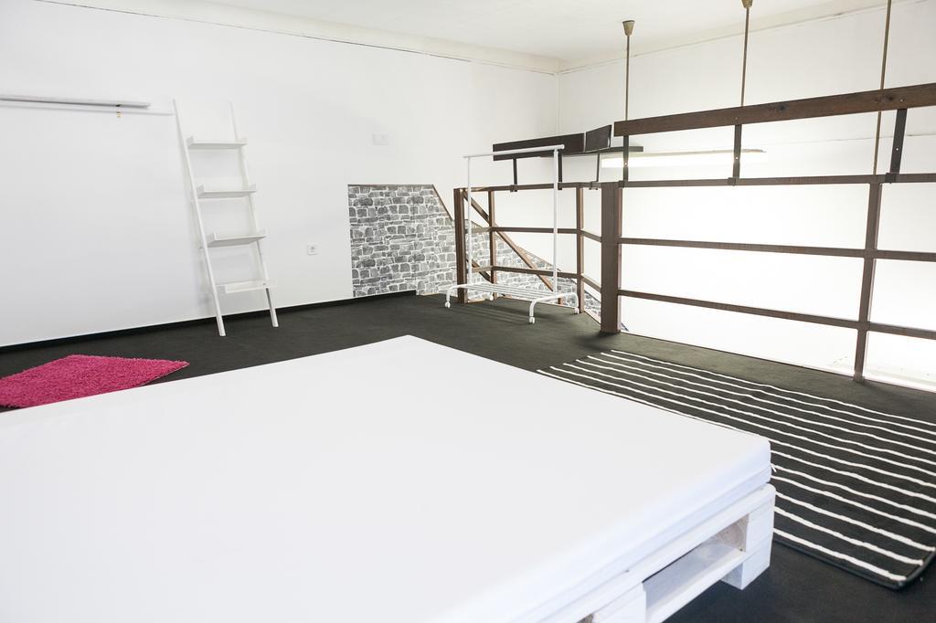 Junior Tower Apartment Будапеща Екстериор снимка